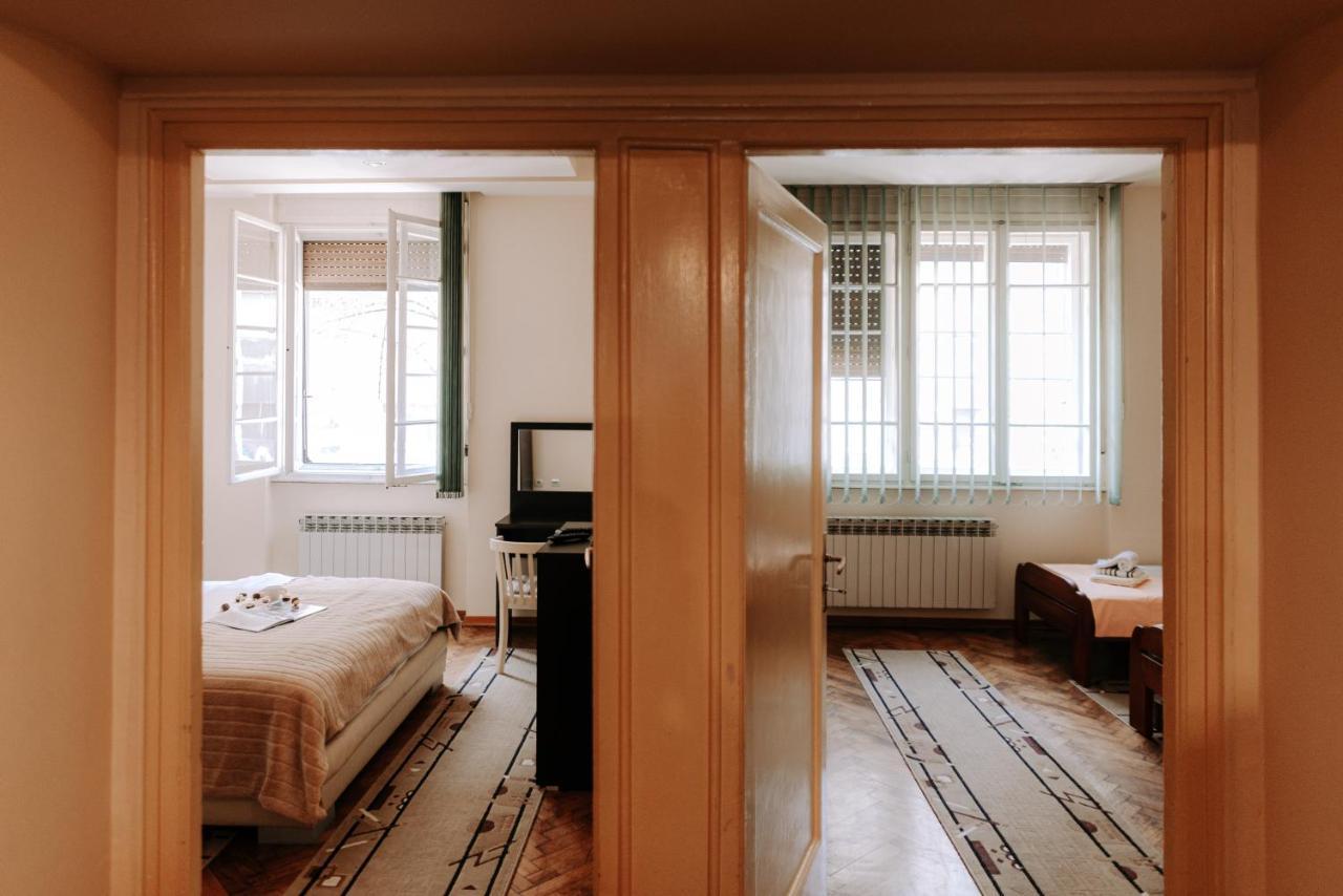 Apartman Milenijum Belgrado Esterno foto